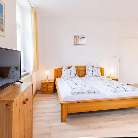 Guest house Gaststaette Zur Sektkellerei Freyburg
